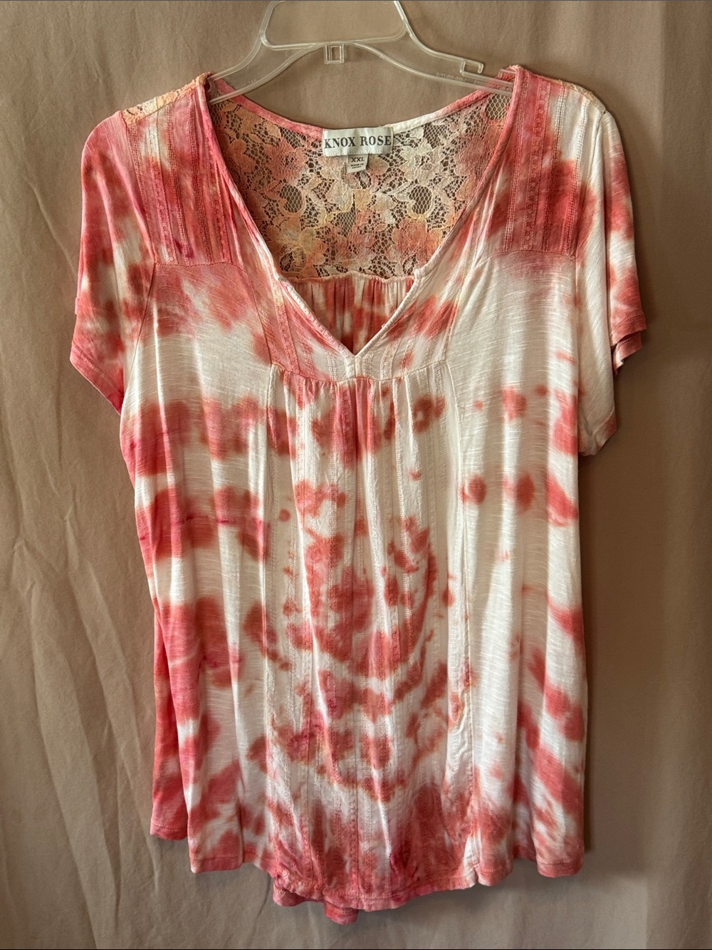 Knox Rose Pink and White Tie-Dye V-Neck Short Sleeve Top